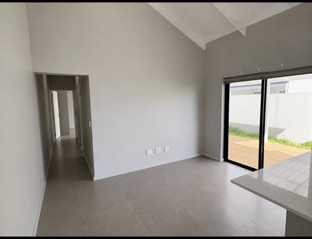 2 BEDROOM PROPERTY TO RENT IN CAPRI